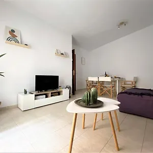 https://apartamento-felipe-neri-10.1costadelsol.com